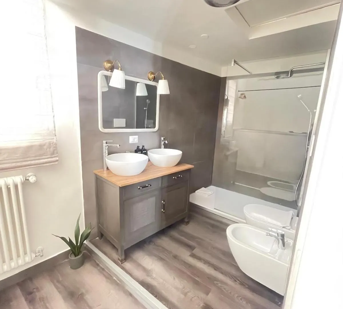 Apartment Lucilla'S Suite San Pietro Station Rome Italy